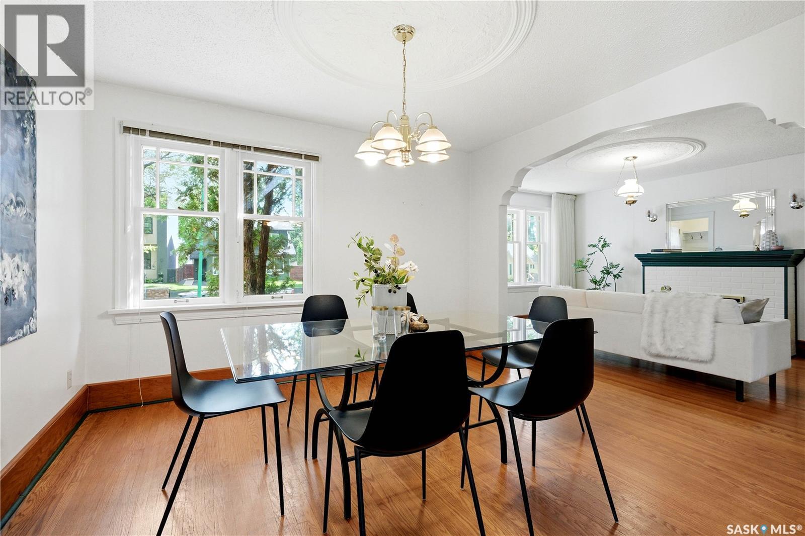 525 5Th Street E, Saskatoon, SK