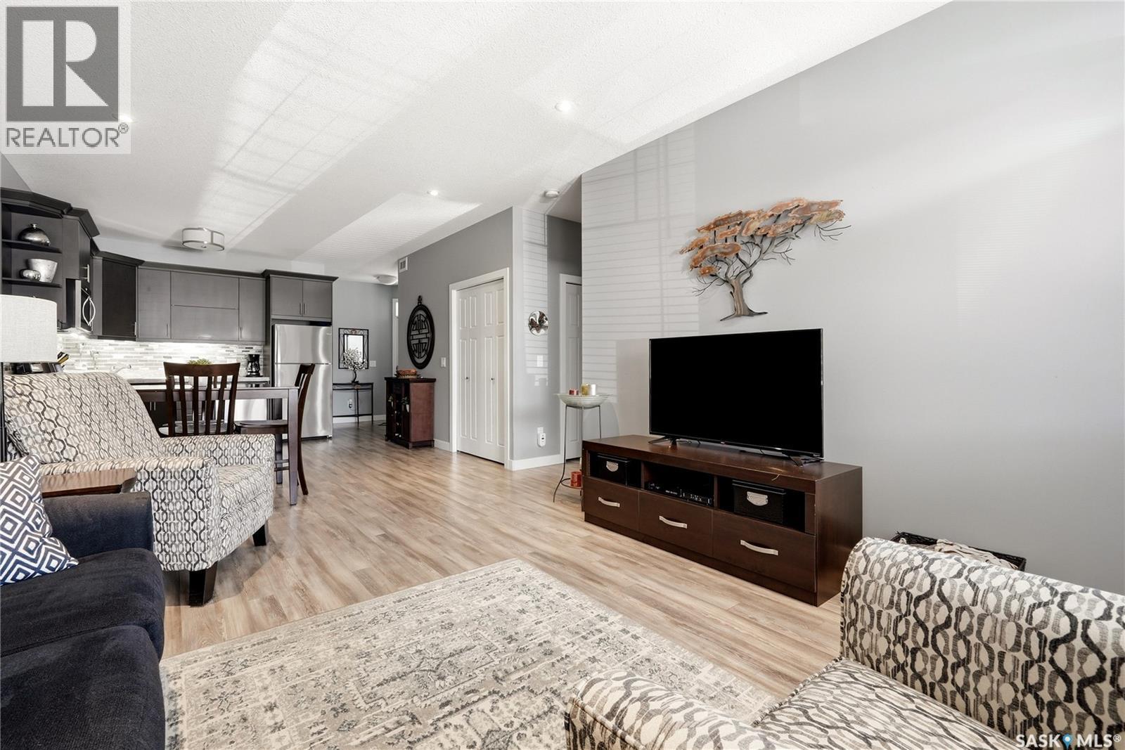 4185 Green Apple Drive E, Regina, SK