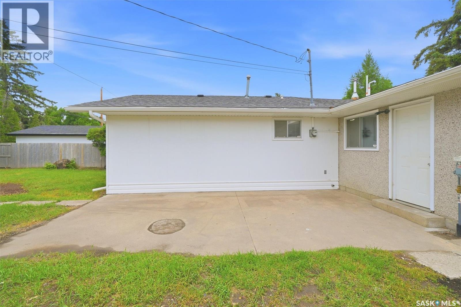 514 V Avenue S, Saskatoon, SK