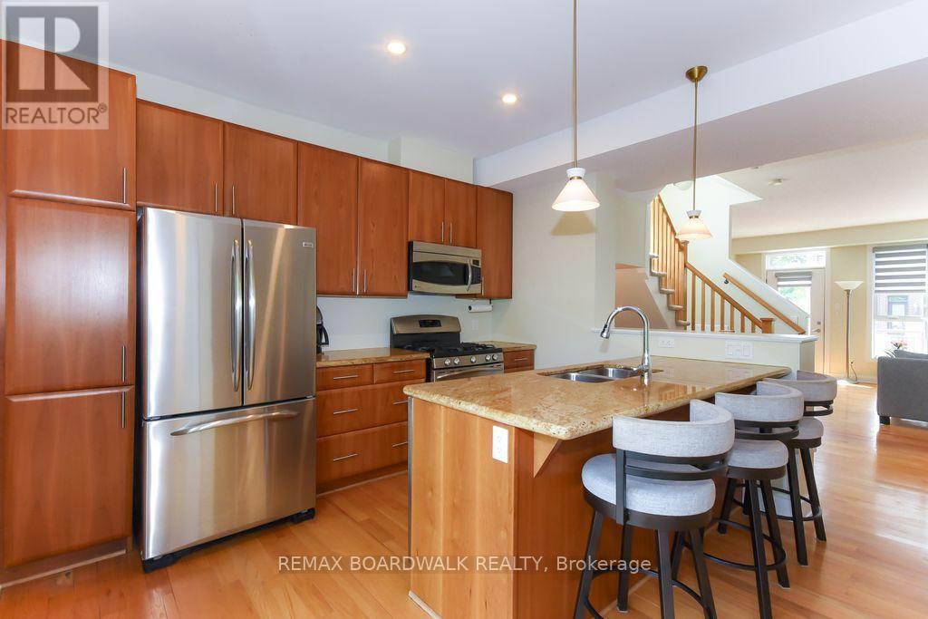 51 Drouin Avenue, Ottawa, ON - Indoor Photo Showing Kitchen With Stainless Steel Kitchen With Double Sink