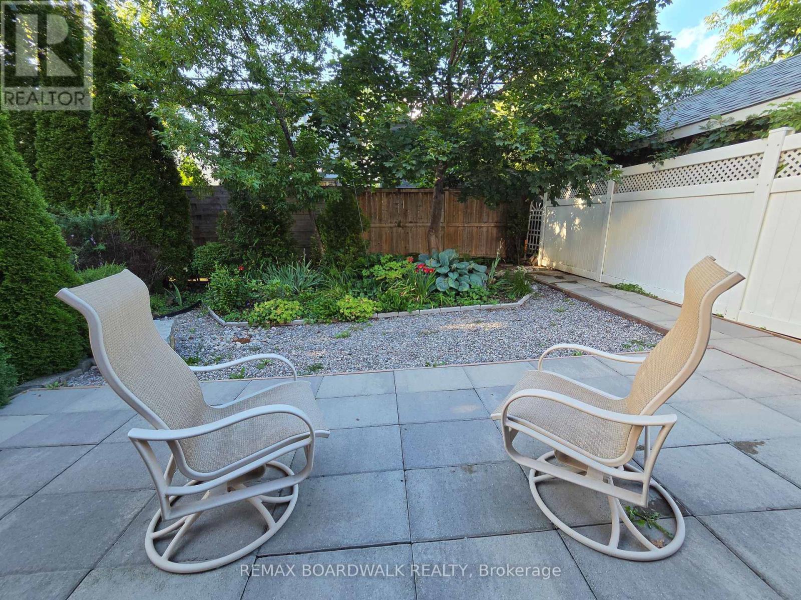 51 Drouin Avenue, Ottawa, ON - Outdoor
