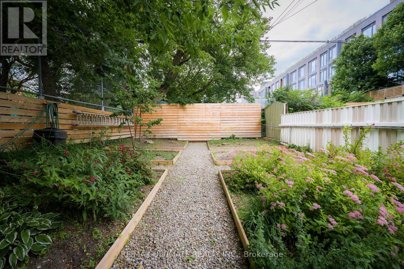 56 Wright Avenue, Toronto, ON