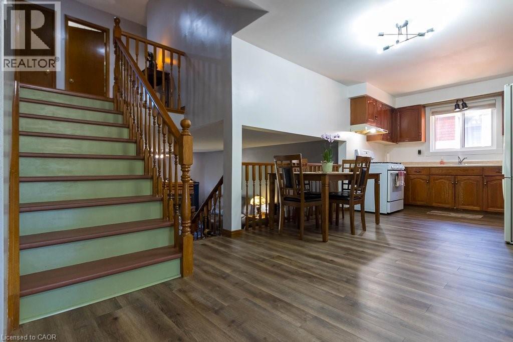 310 Stone Church Road E, Hamilton, ON