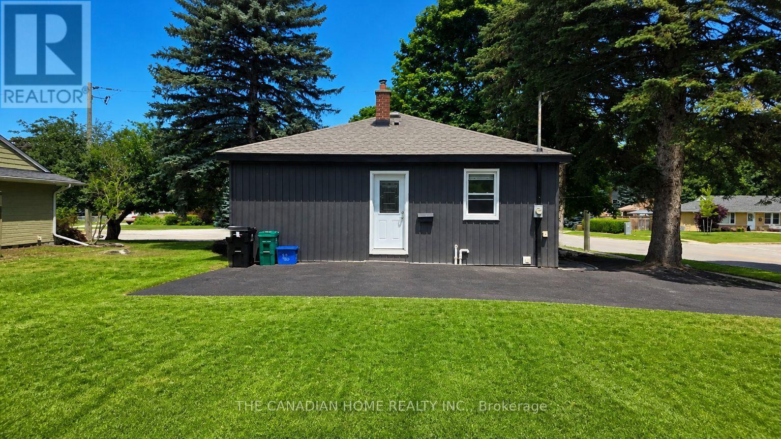 142 Winston Boulevard, Cambridge, ON - Outdoor
