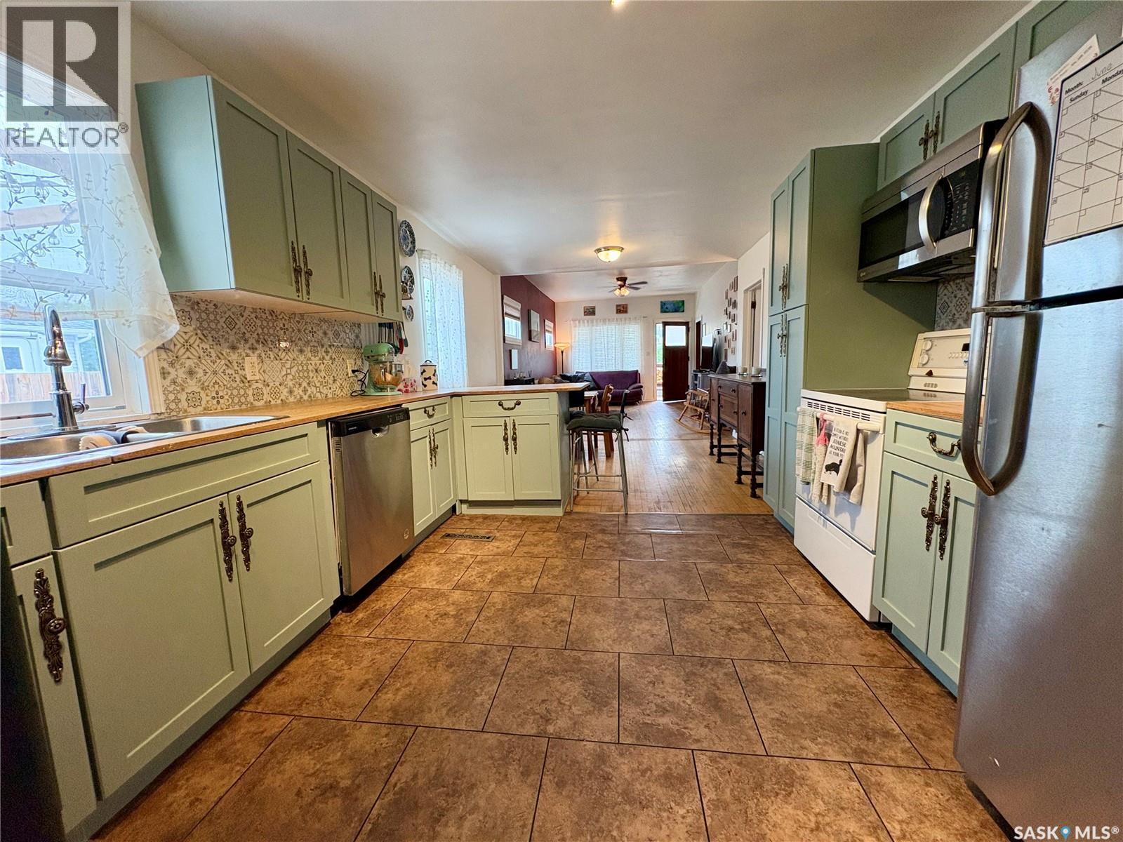 276 2Nd Avenue E, Unity, SK