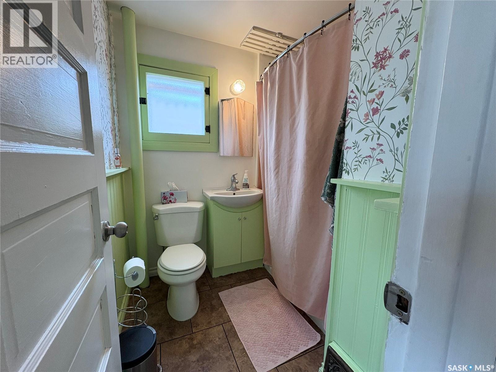276 2Nd Avenue E, Unity, SK