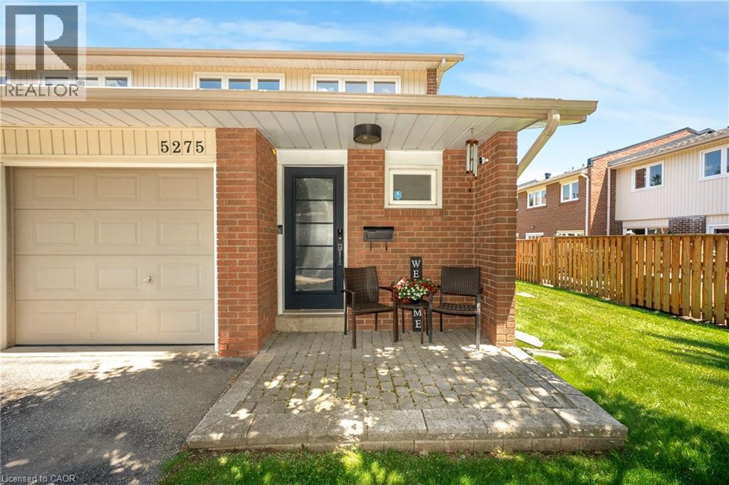 5275 Banting Court, Burlington, ON