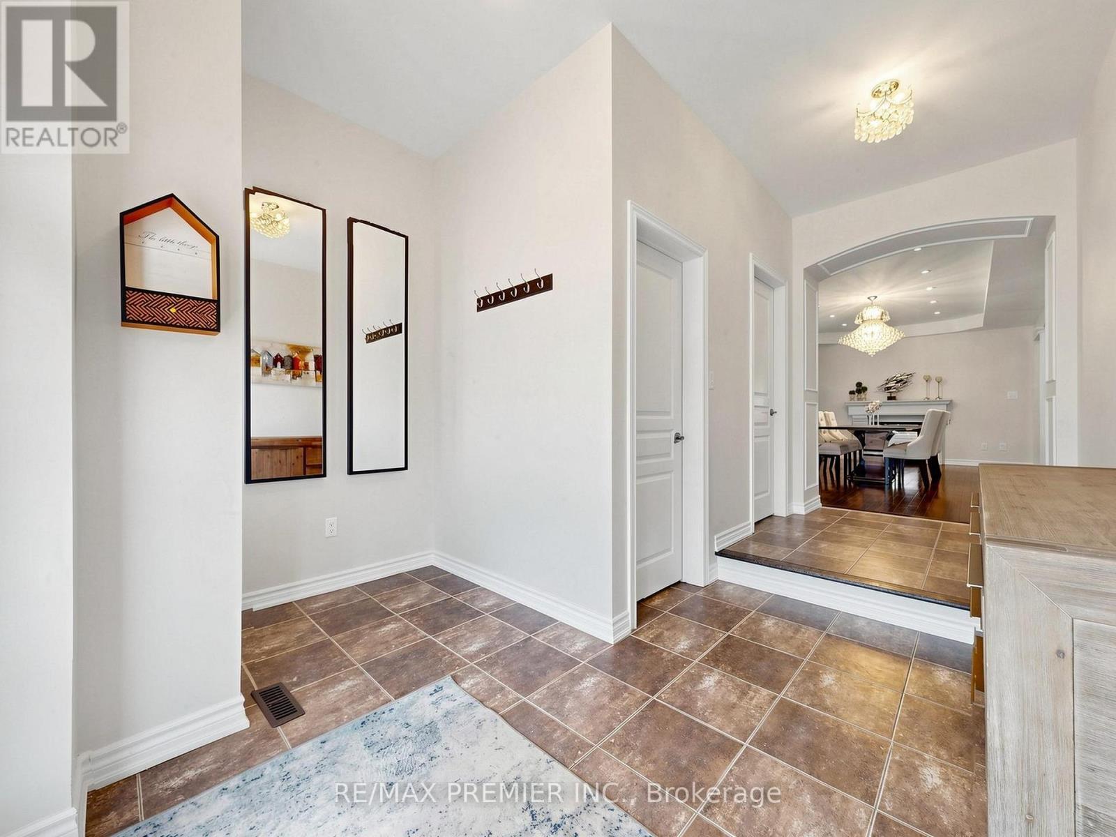 50 Ascalon Drive, Vaughan, ON