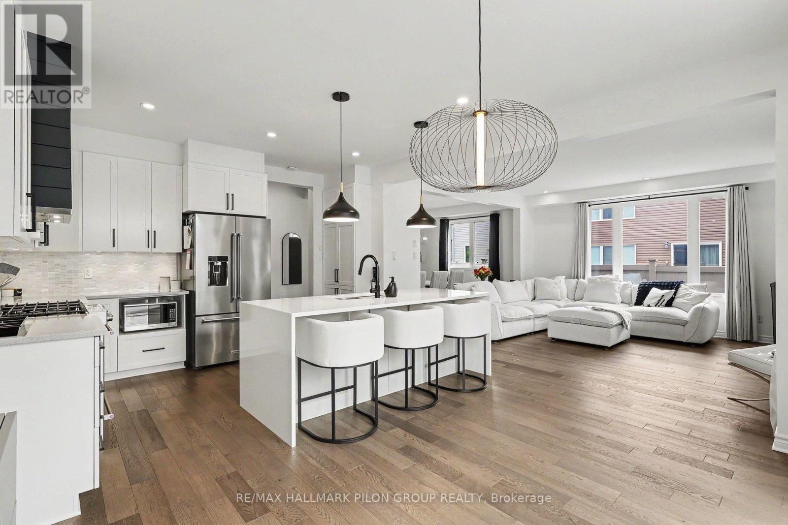 368 Hepatica Way, Ottawa, ON