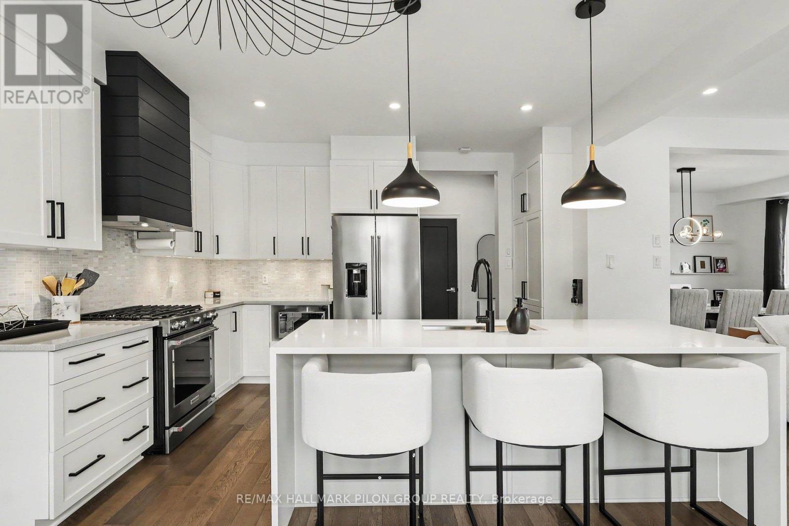 368 Hepatica Way, Ottawa, ON