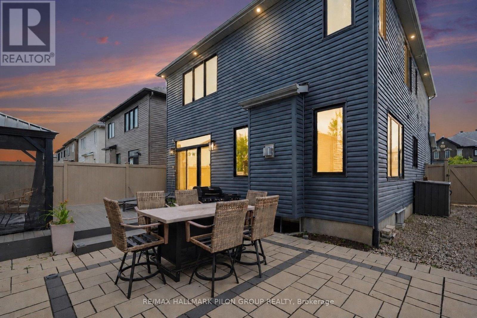 368 Hepatica Way, Ottawa, ON