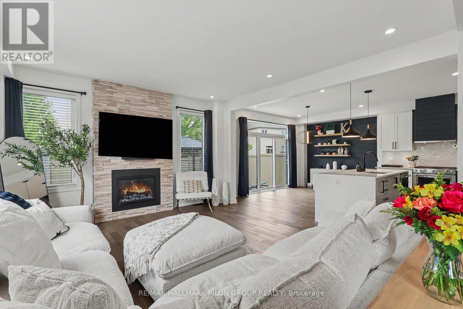 368 Hepatica Way, Ottawa, ON
