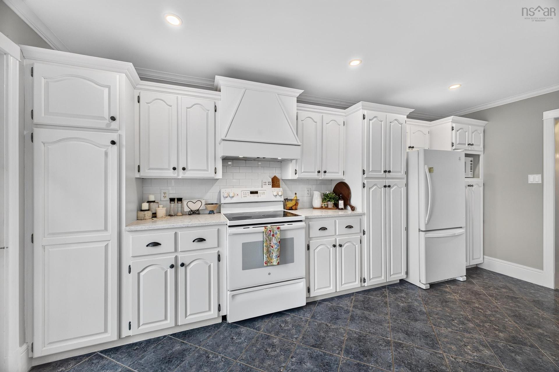 45 Glenabbey Drive, Murray Siding, NS