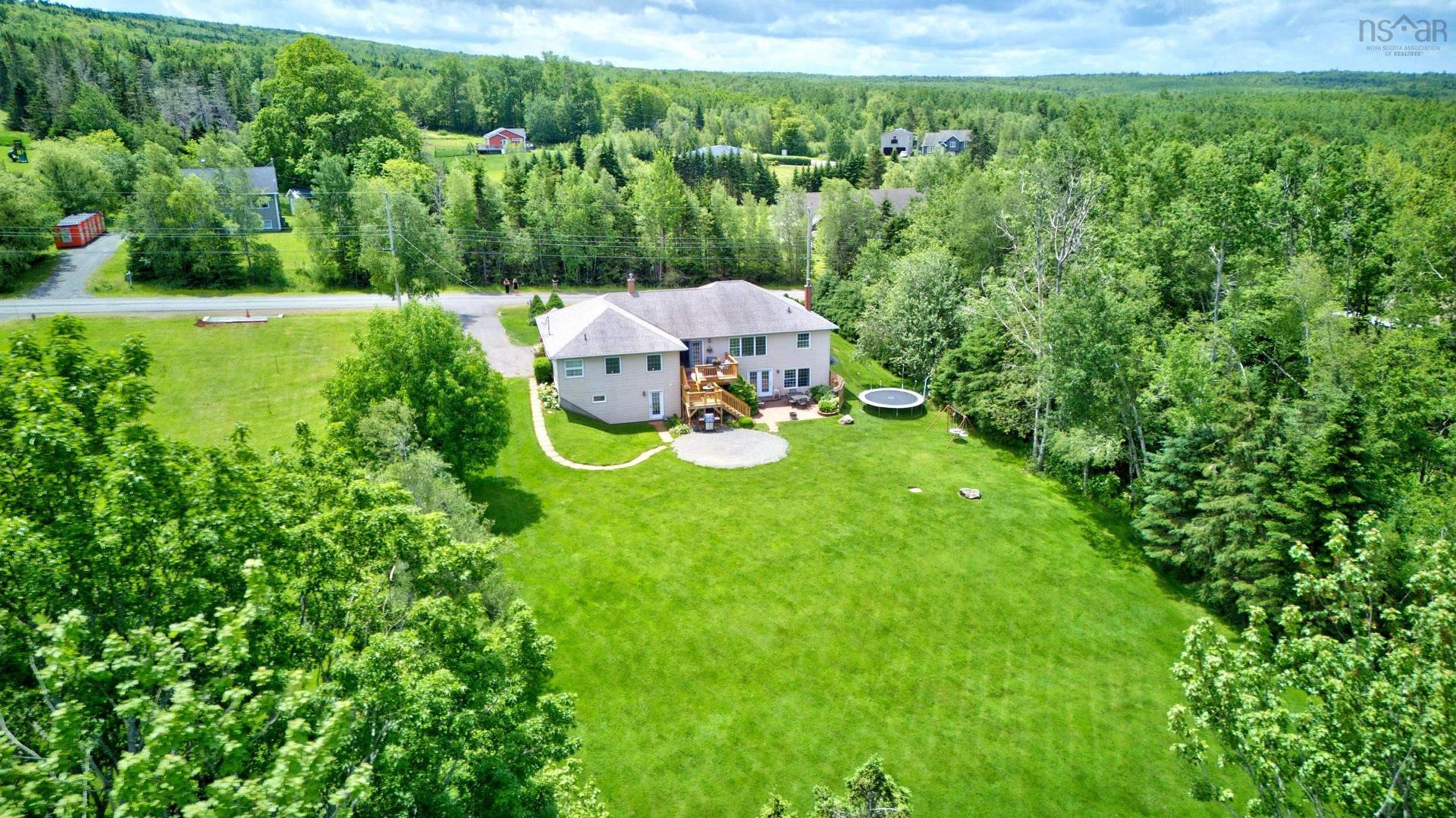 45 Glenabbey Drive, Murray Siding, NS