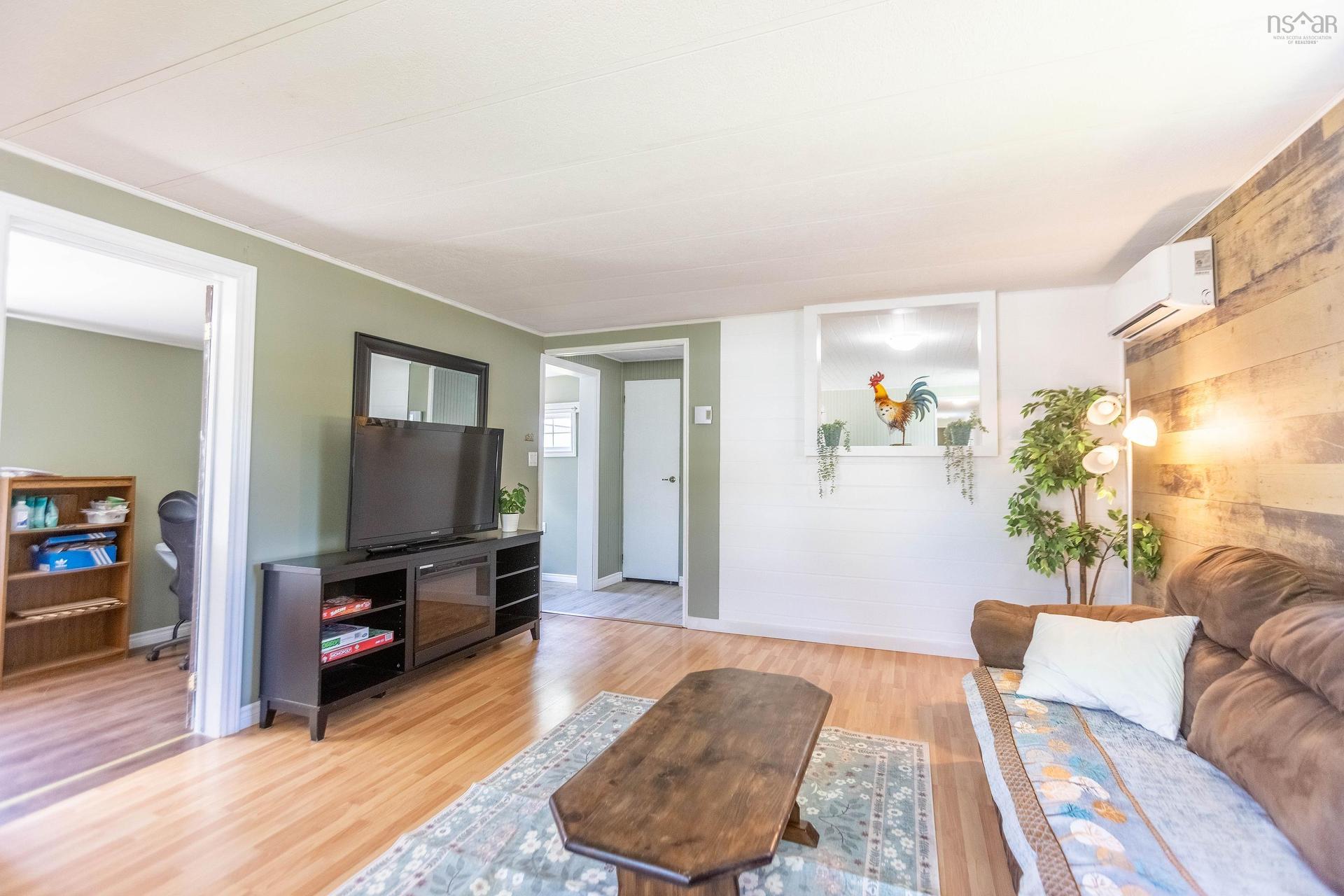 25 Liberty Lane, Amherst, NS