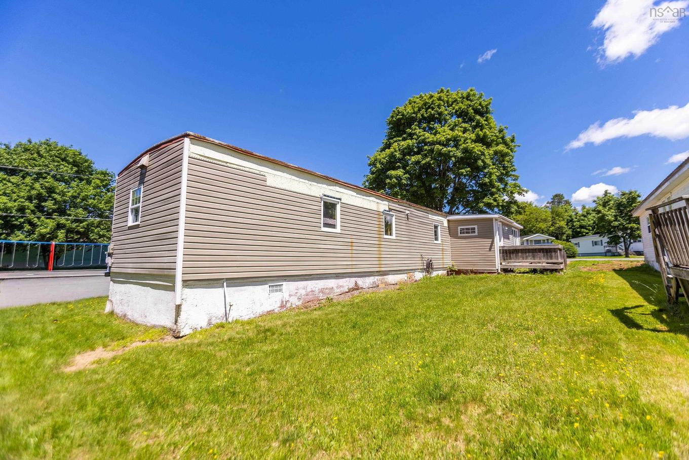 25 Liberty Lane, Amherst, NS