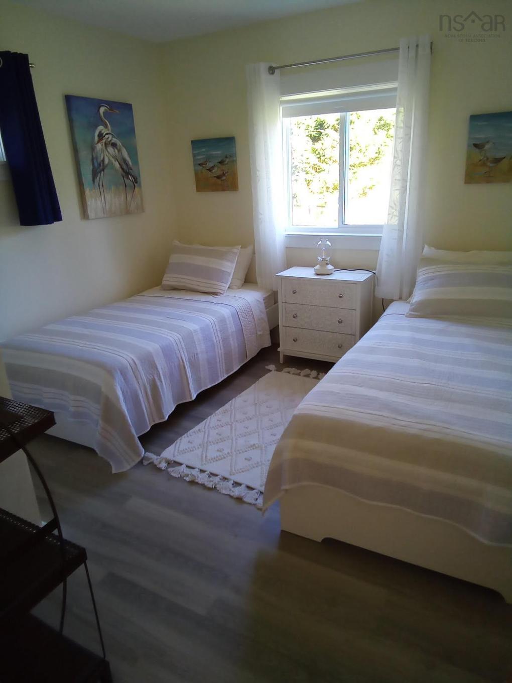 J 51 First Avenue, Tennecape, NS