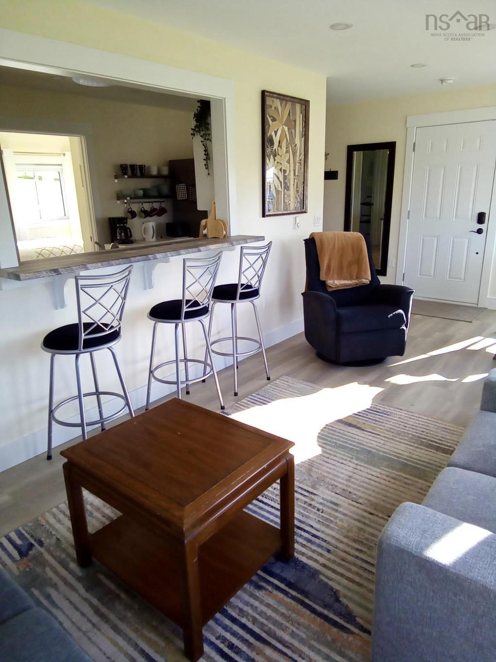 J 51 First Avenue, Tennecape, NS