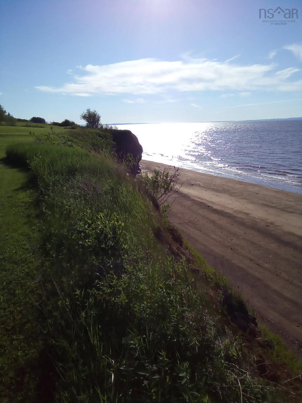J 51 First Avenue, Tennecape, NS
