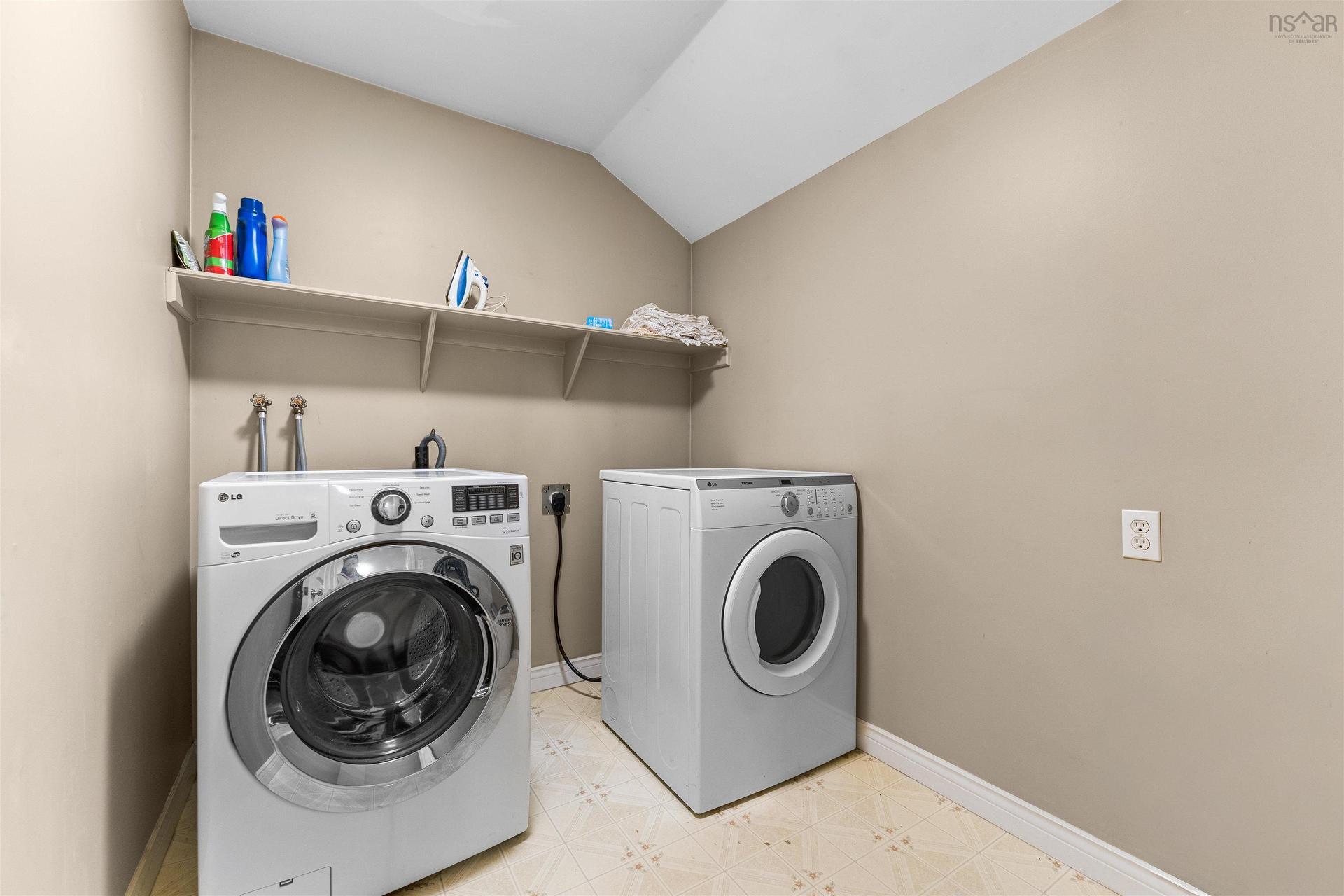 111 St George Boulevard, Hammonds Plains, NS