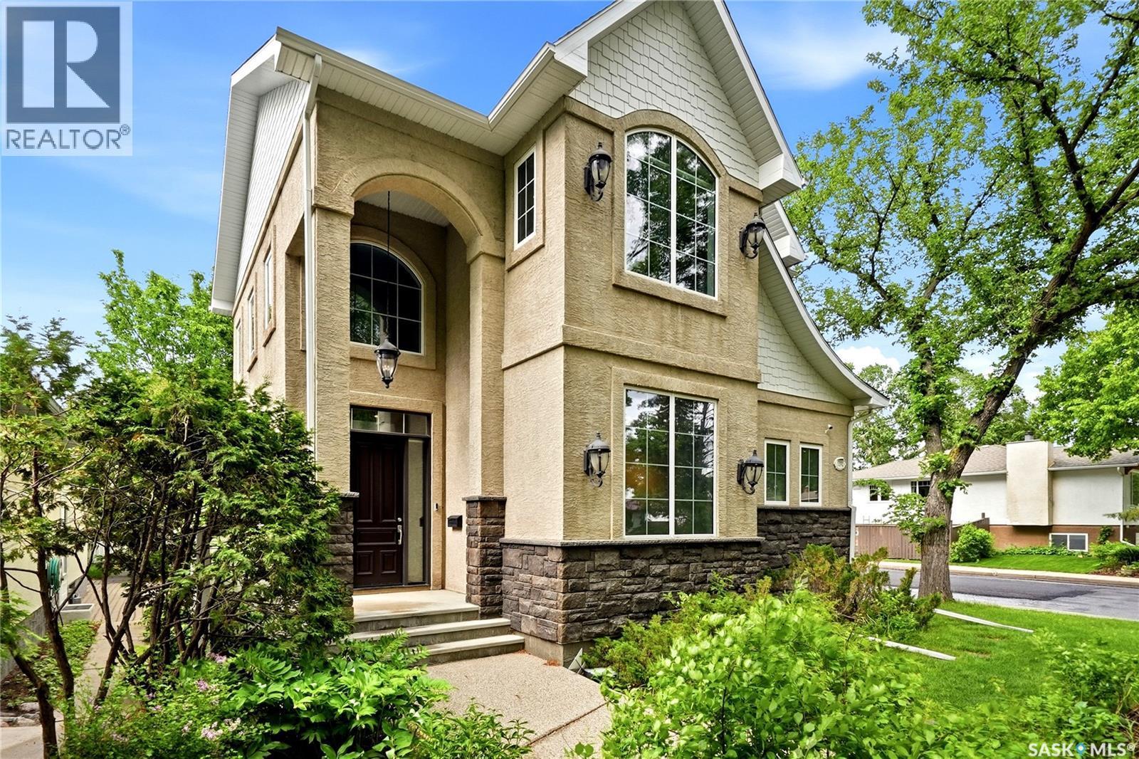 3202 Hill Avenue, Regina, SK