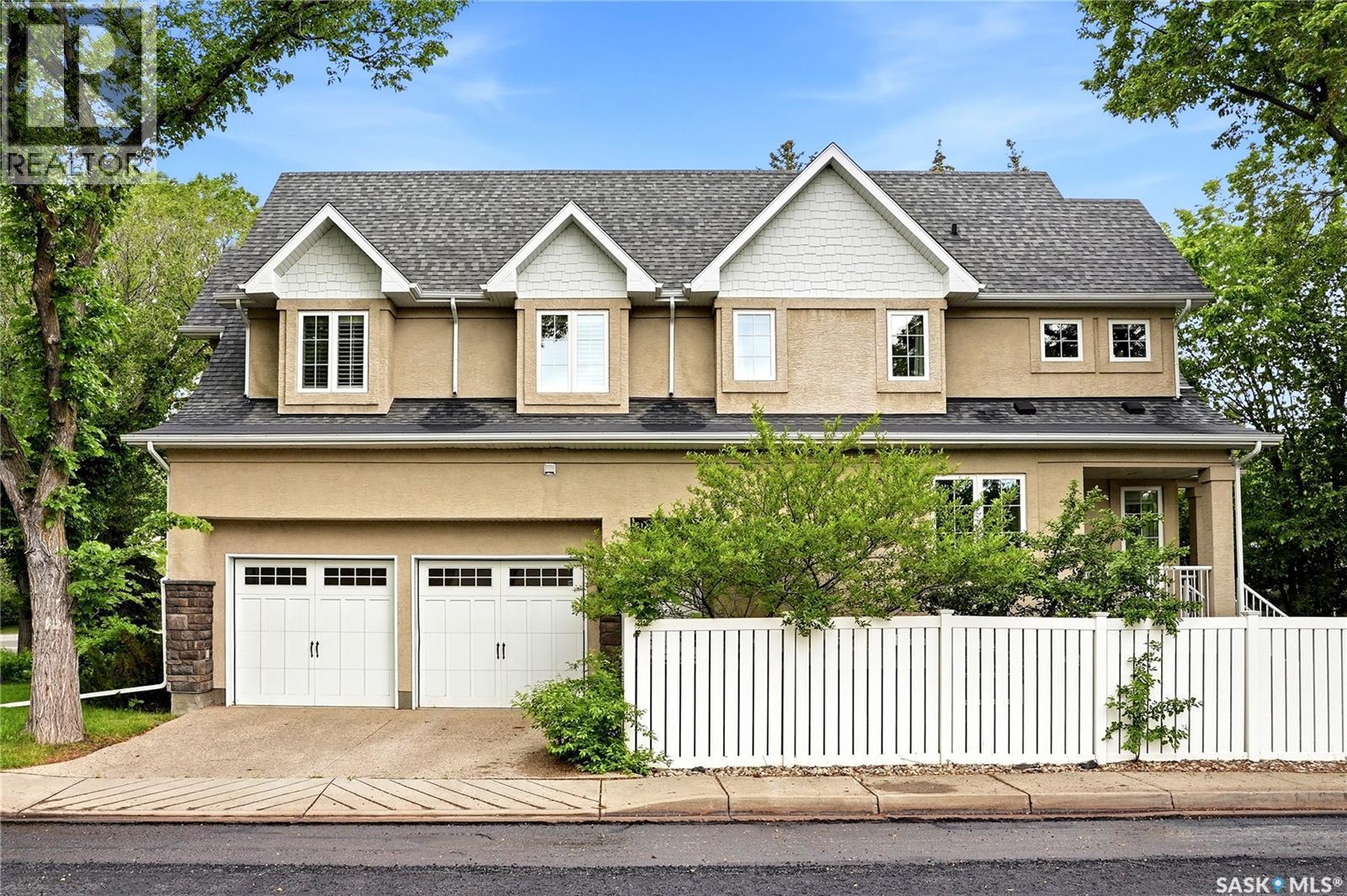 3202 Hill Avenue, Regina, SK