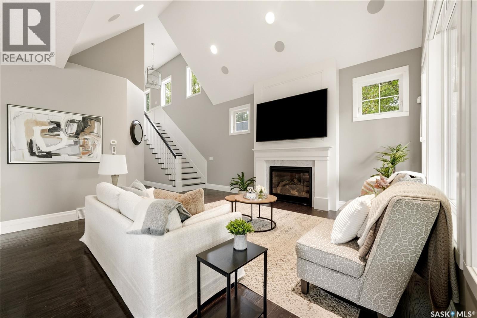3202 Hill Avenue, Regina, SK