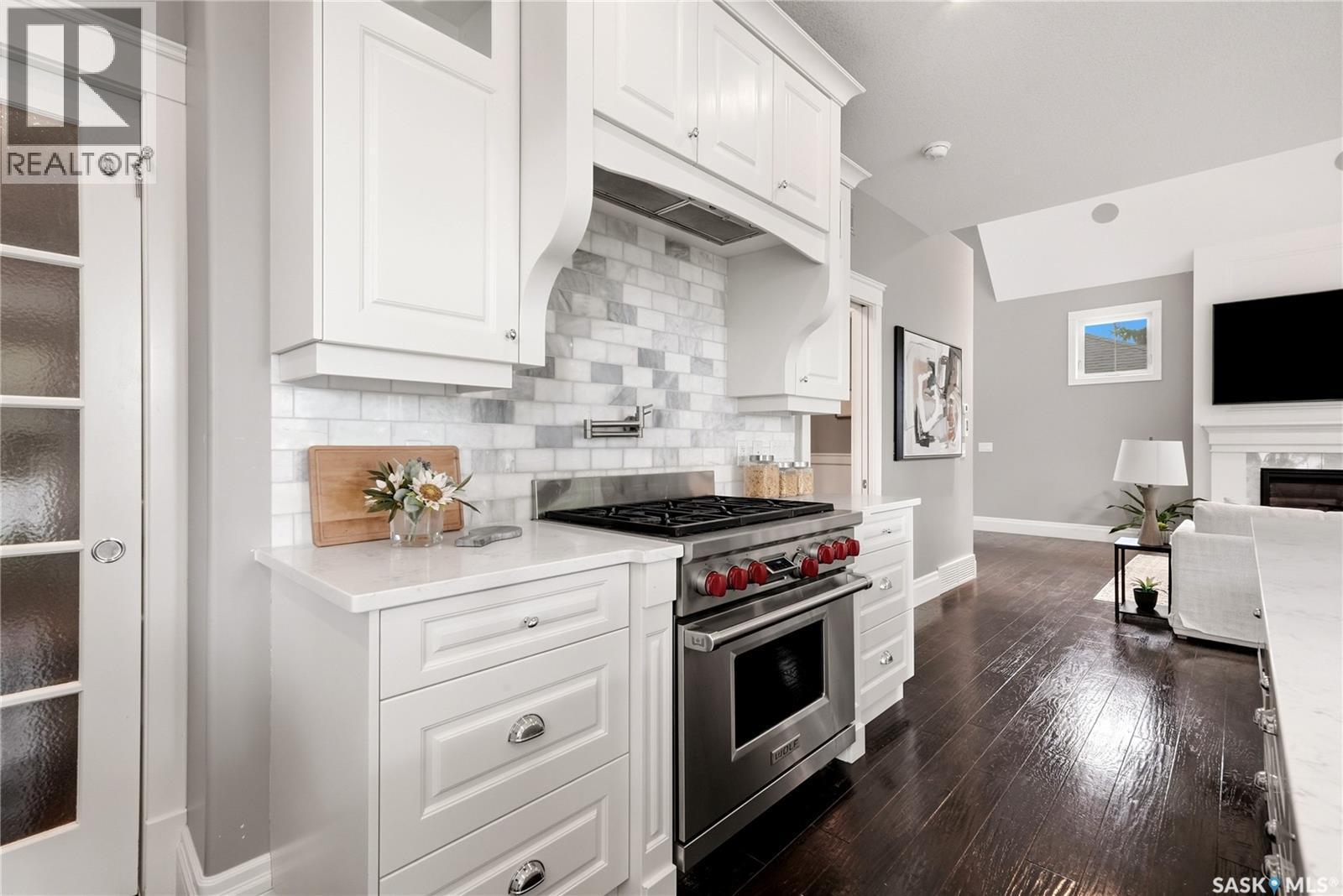 3202 Hill Avenue, Regina, SK