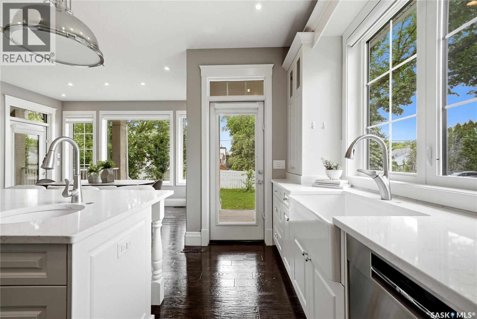 3202 Hill Avenue, Regina, SK