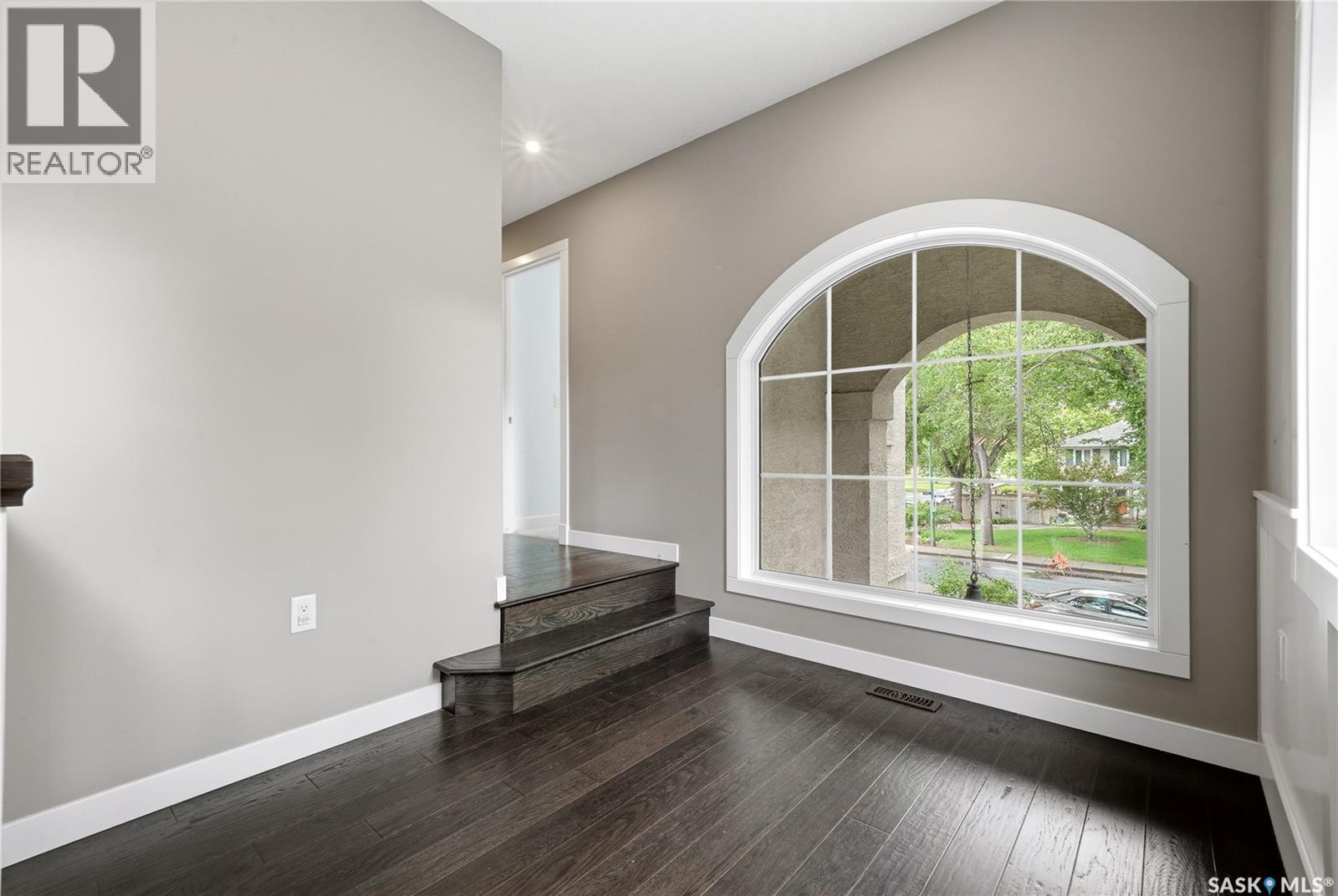 3202 Hill Avenue, Regina, SK
