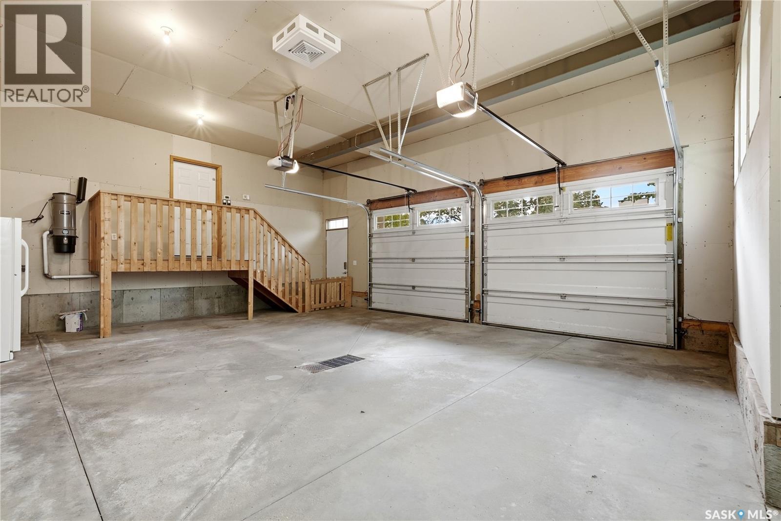 3202 Hill Avenue, Regina, SK