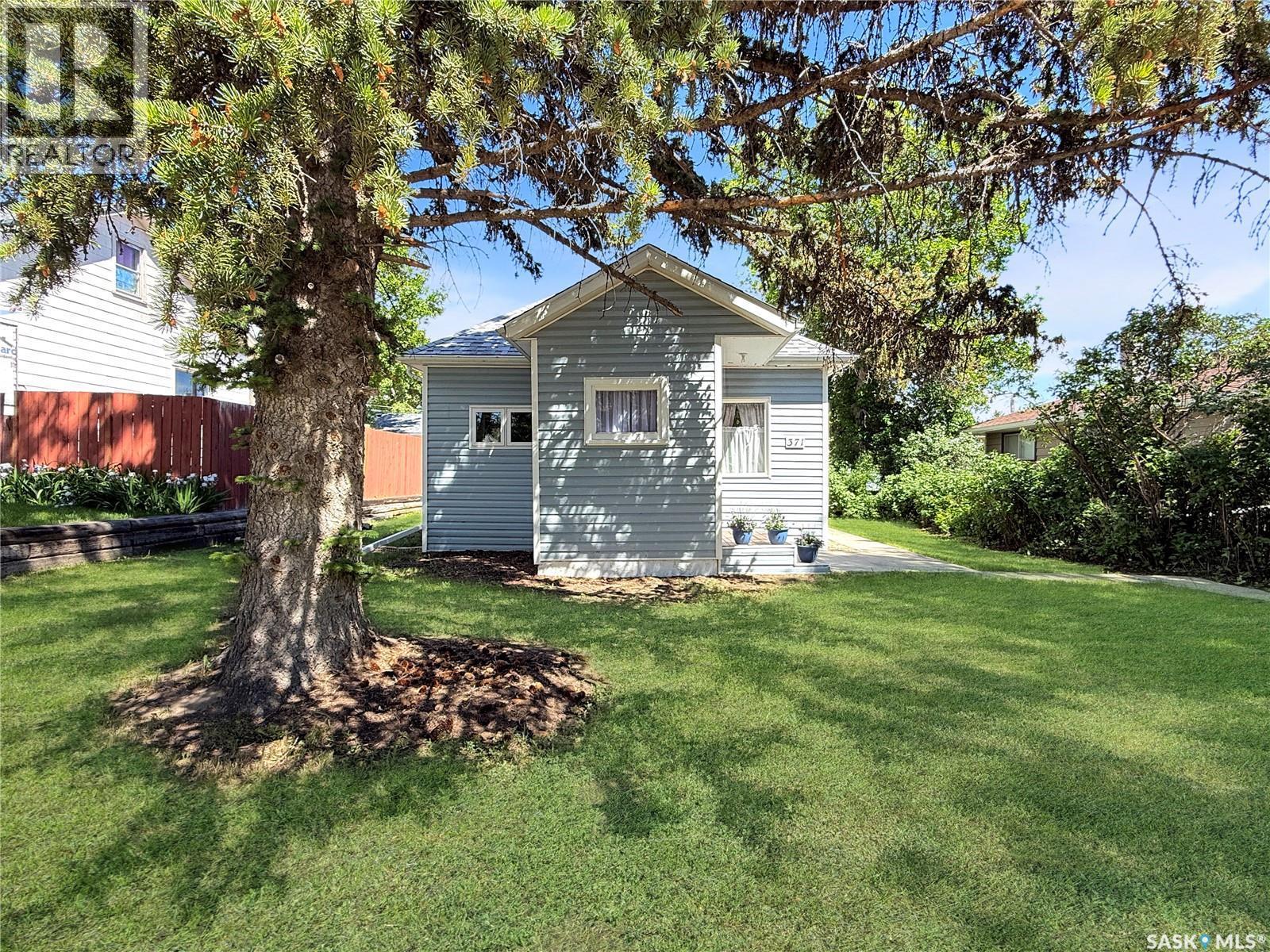 371 9Th Avenue Nw, Swift Current, SK