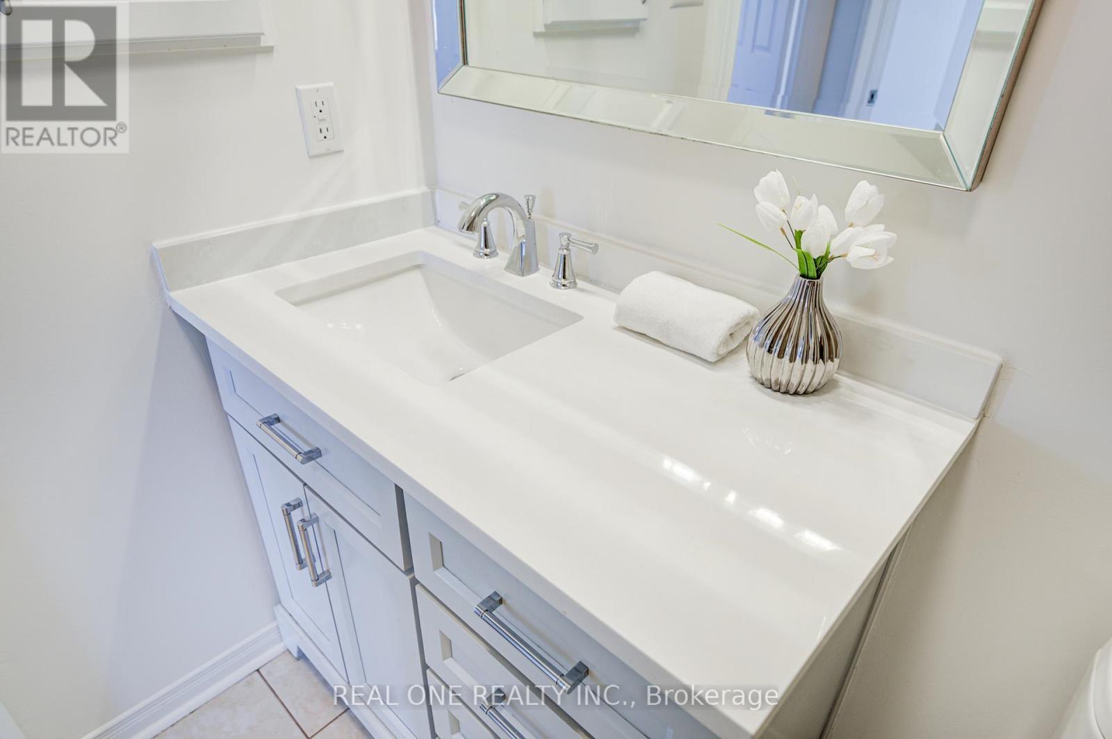65 Westcliffe Crescent, Vaughan, ON