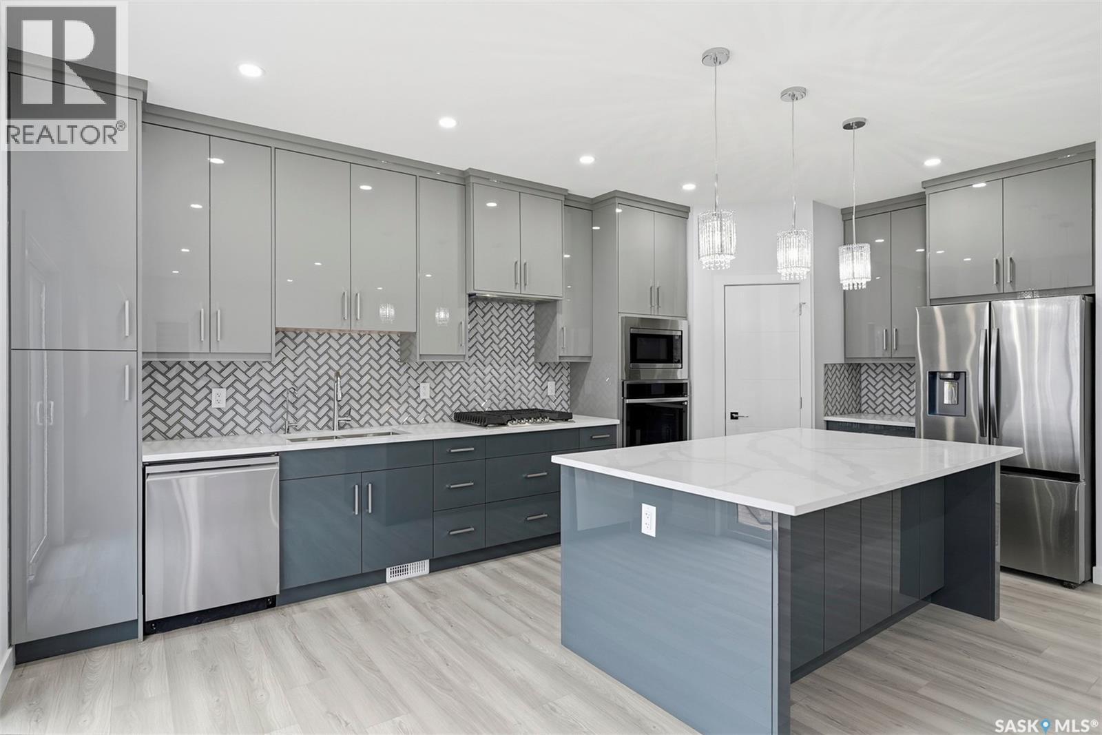 534 Sharma Crescent, Saskatoon, SK