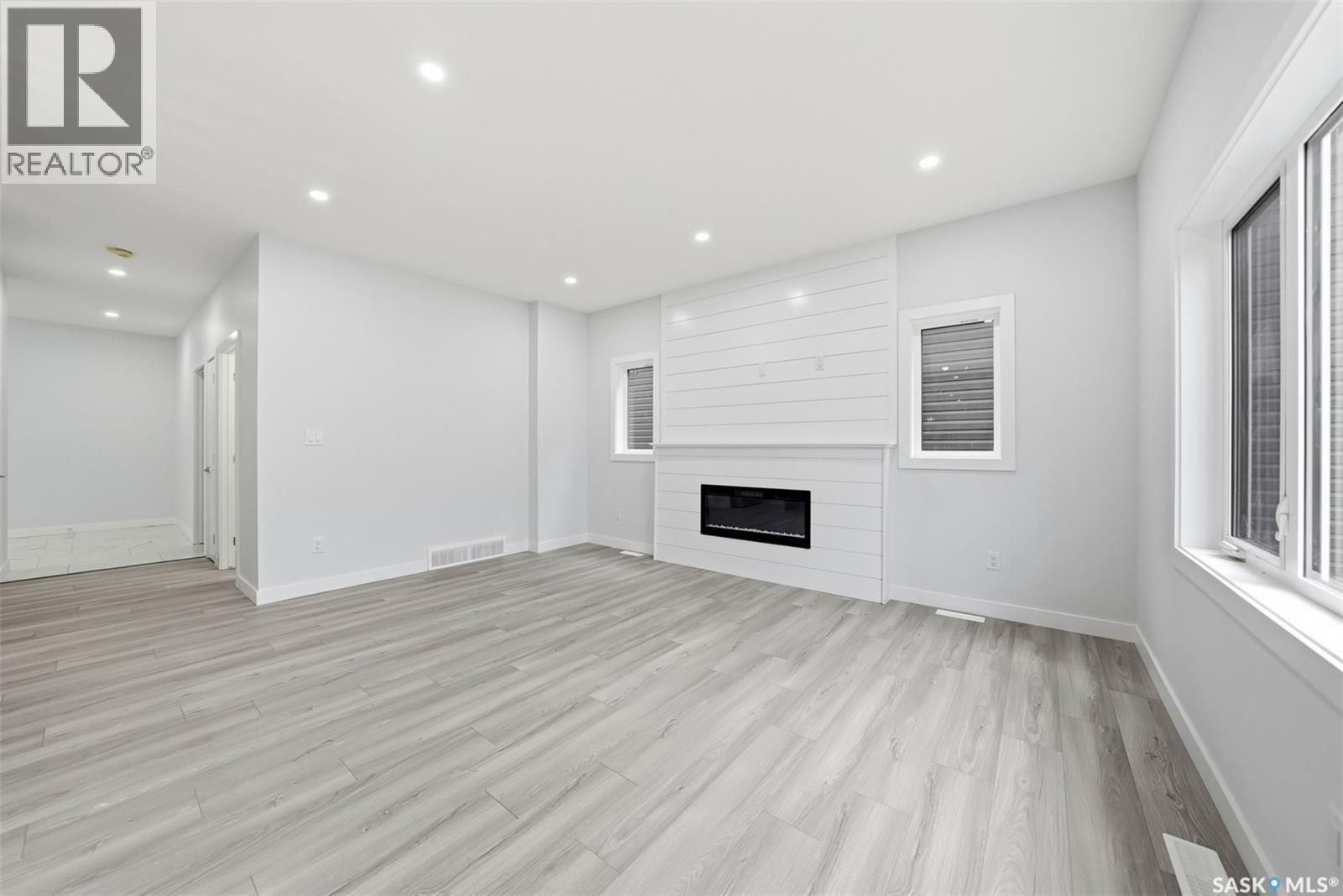 534 Sharma Crescent, Saskatoon, SK
