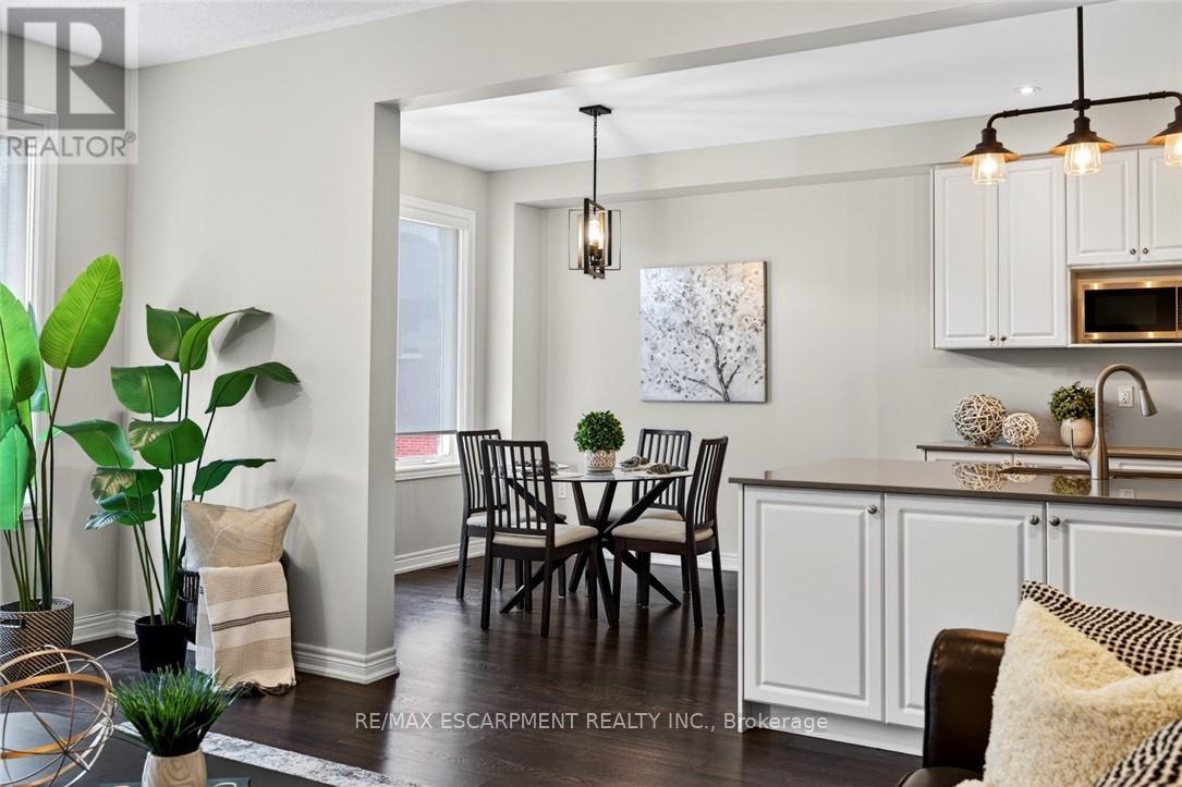 225 Skinner Road, Hamilton, ON