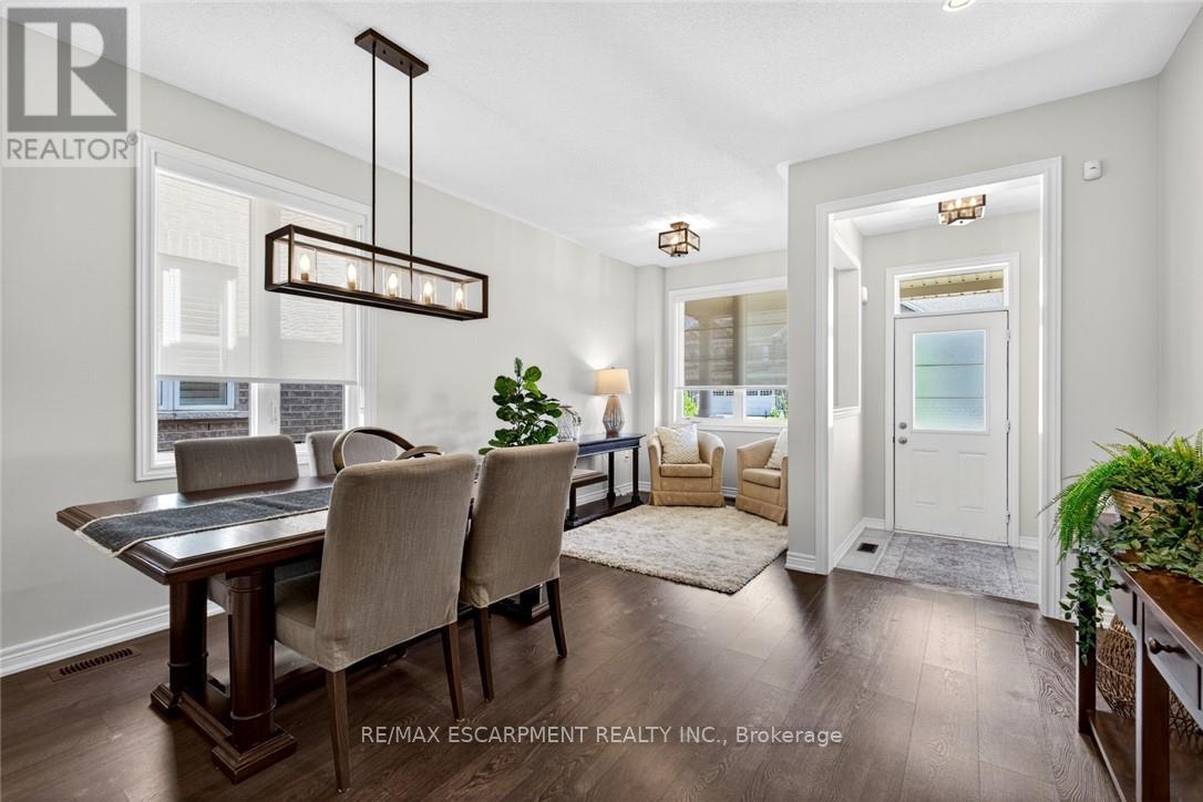 225 Skinner Road, Hamilton, ON