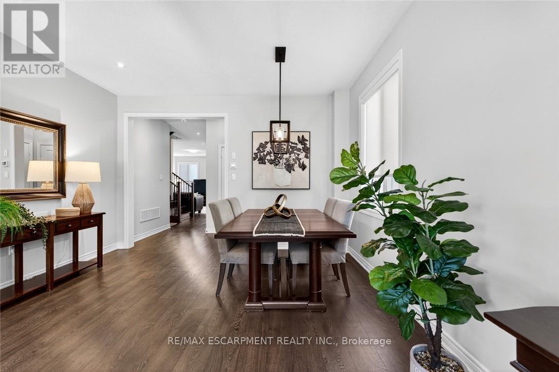 225 Skinner Road, Hamilton, ON