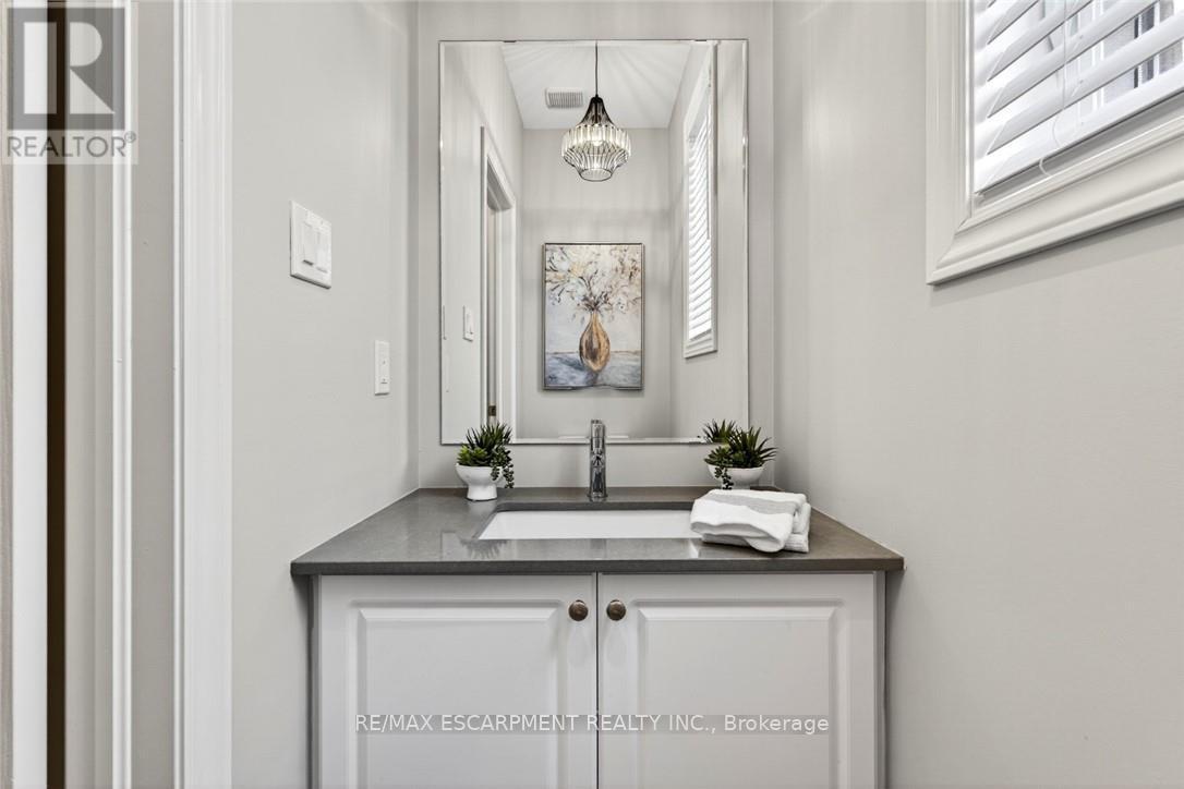 225 Skinner Road, Hamilton, ON