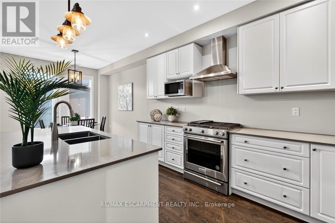 225 Skinner Road, Hamilton, ON