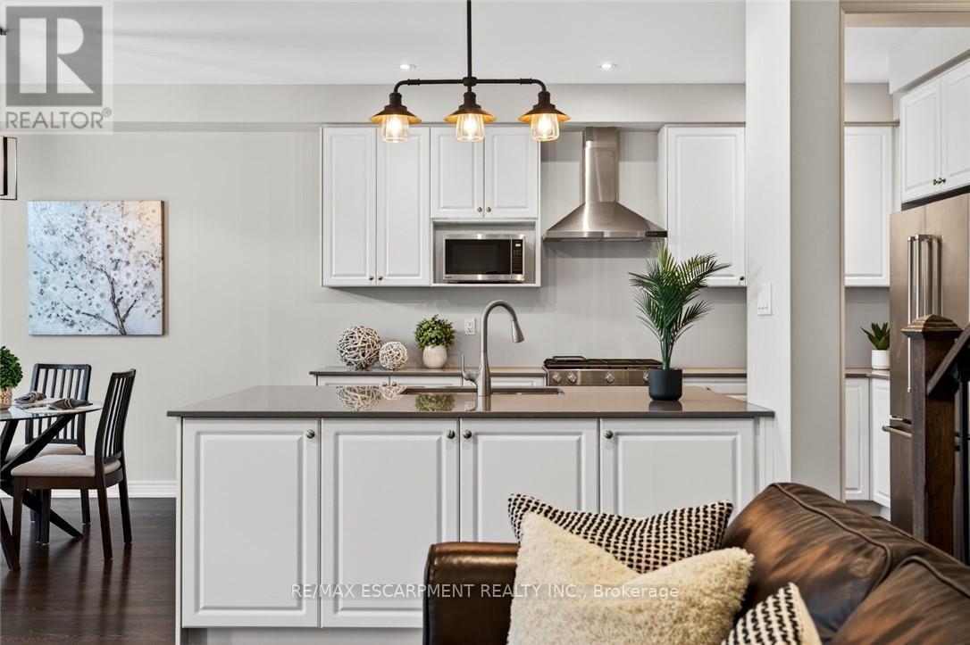 225 Skinner Road, Hamilton, ON