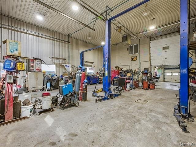 Garage - 1495 Rue D'Acton, Acton Vale, QC