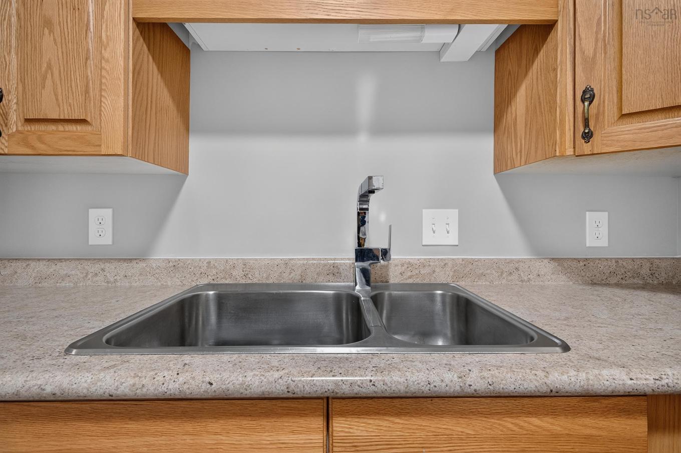 204 403 Prince Street, Truro, NS