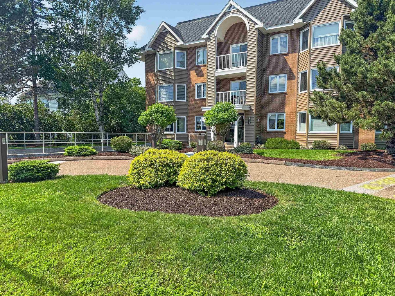 204 403 Prince Street, Truro, NS