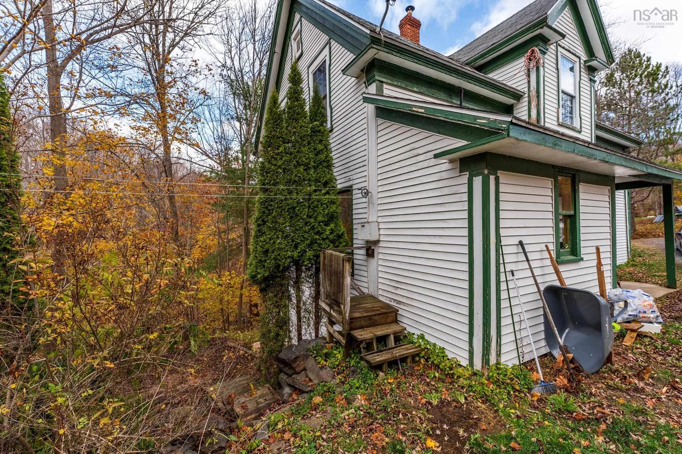 6953 Sissiboo Road, Bear River, NS