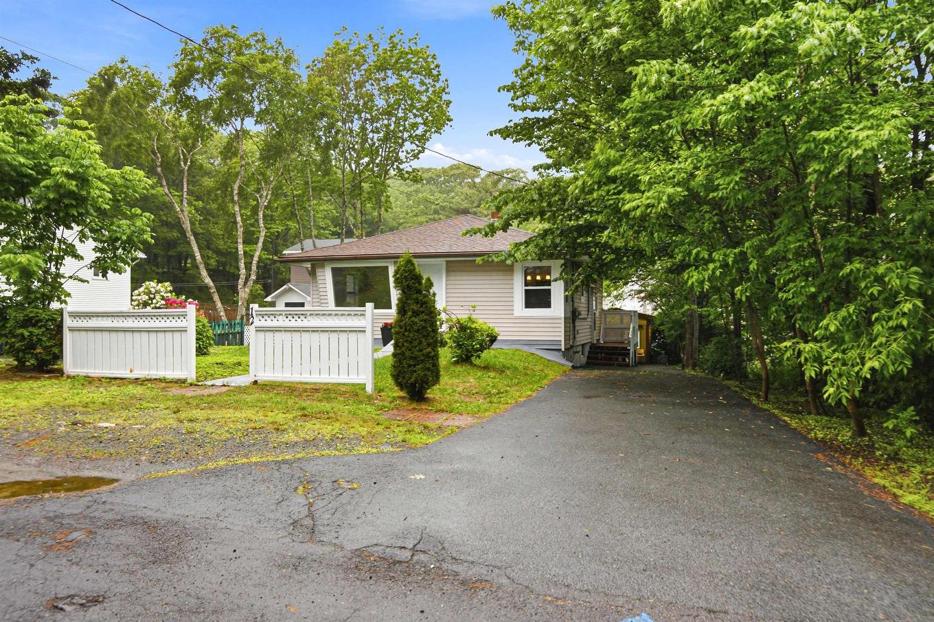 12 Nelson Avenue, Halifax, NS