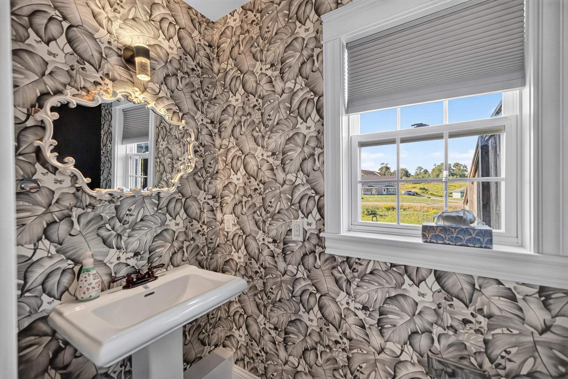 15 Cameron Heights, Stratford, PE - Indoor Photo Showing Bathroom