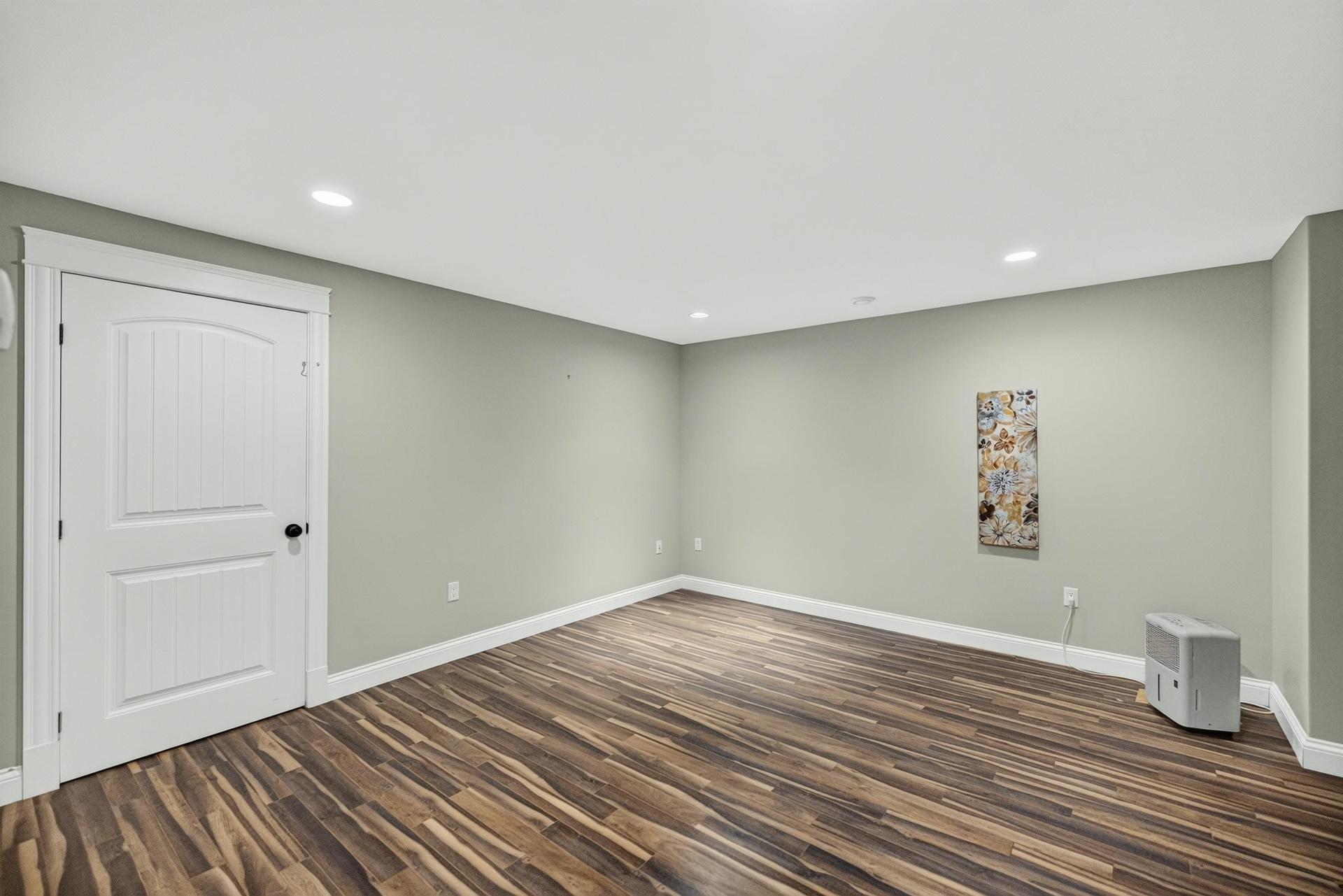 15 Cameron Heights, Stratford, PE - Indoor Photo Showing Other Room
