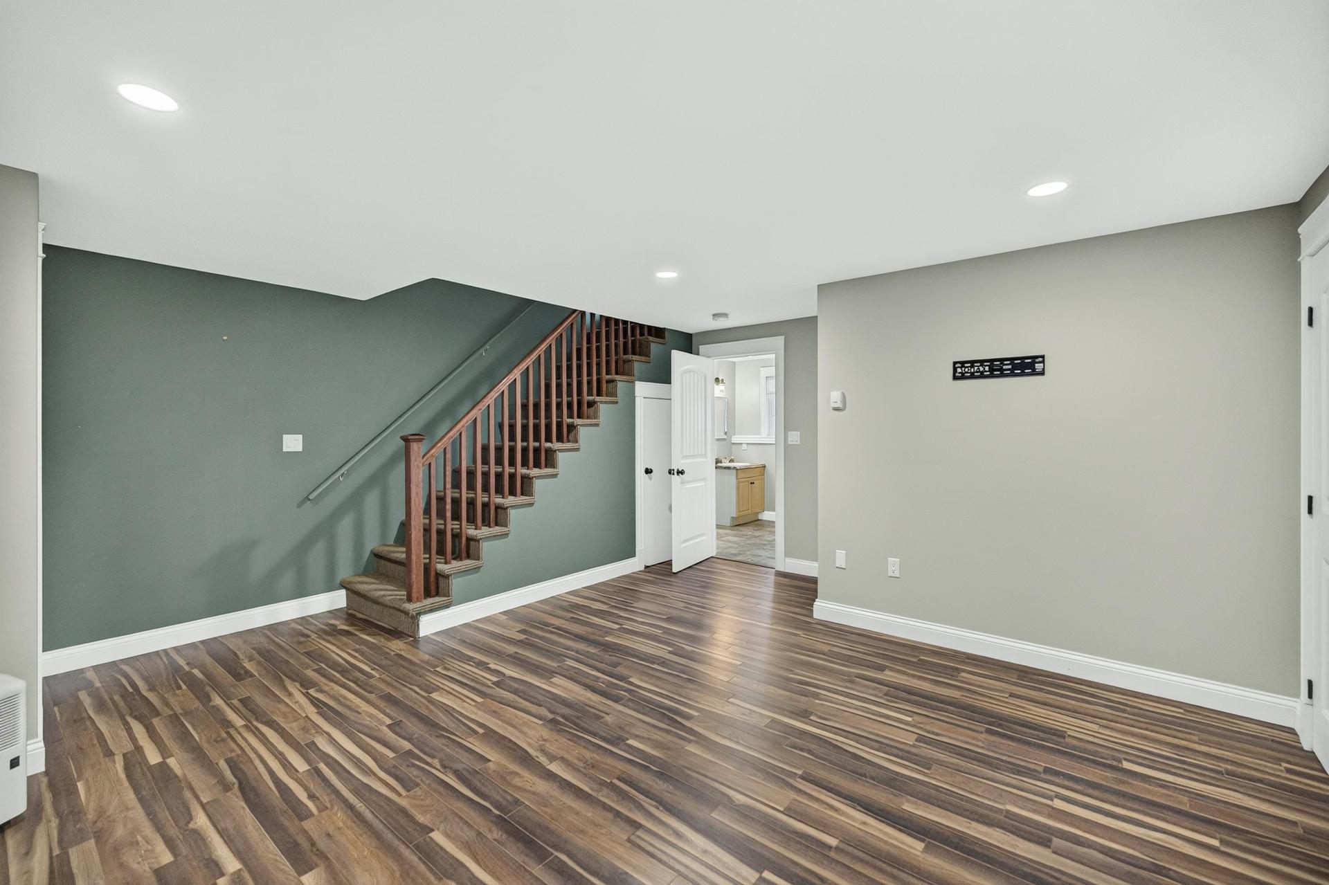 15 Cameron Heights, Stratford, PE - Indoor Photo Showing Other Room
