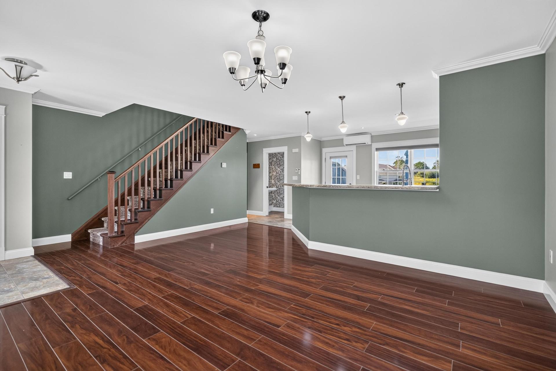 15 Cameron Heights, Stratford, PE - Indoor Photo Showing Other Room